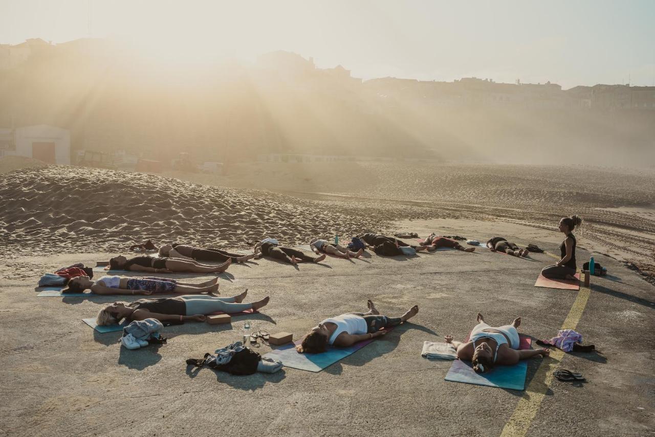 The Salty Pelican Yoga & Surf Retreat Ericeira Extérieur photo