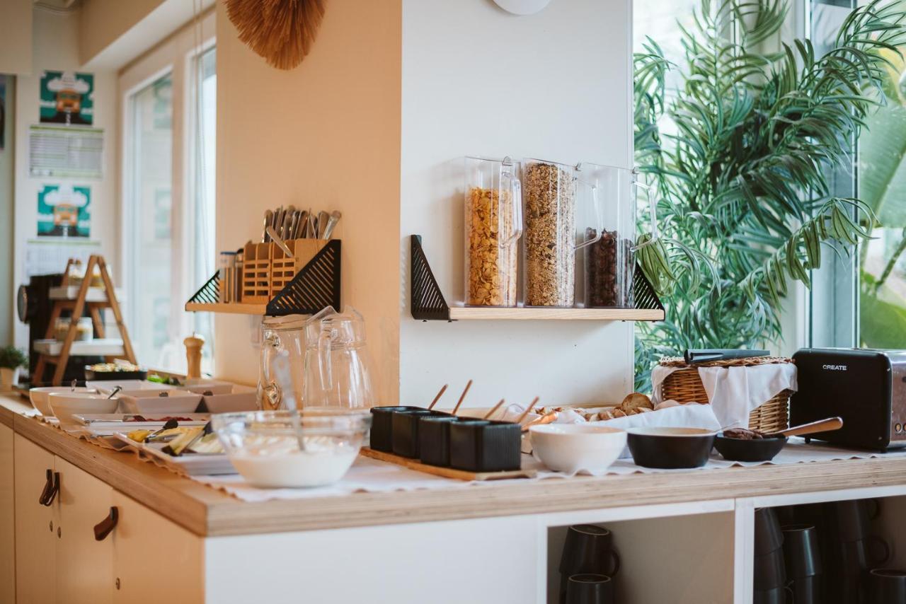 The Salty Pelican Yoga & Surf Retreat Ericeira Extérieur photo