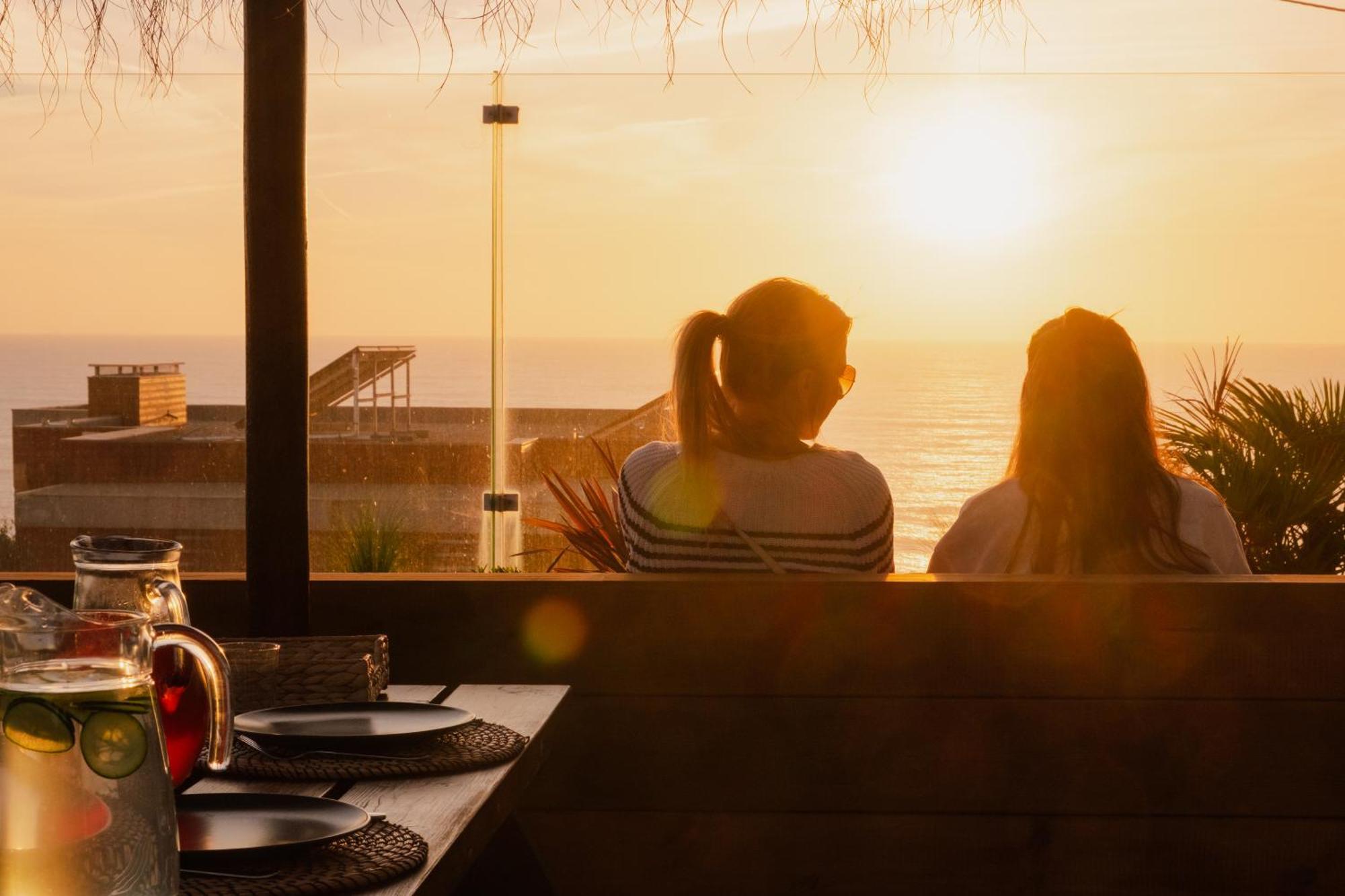 The Salty Pelican Yoga & Surf Retreat Ericeira Extérieur photo